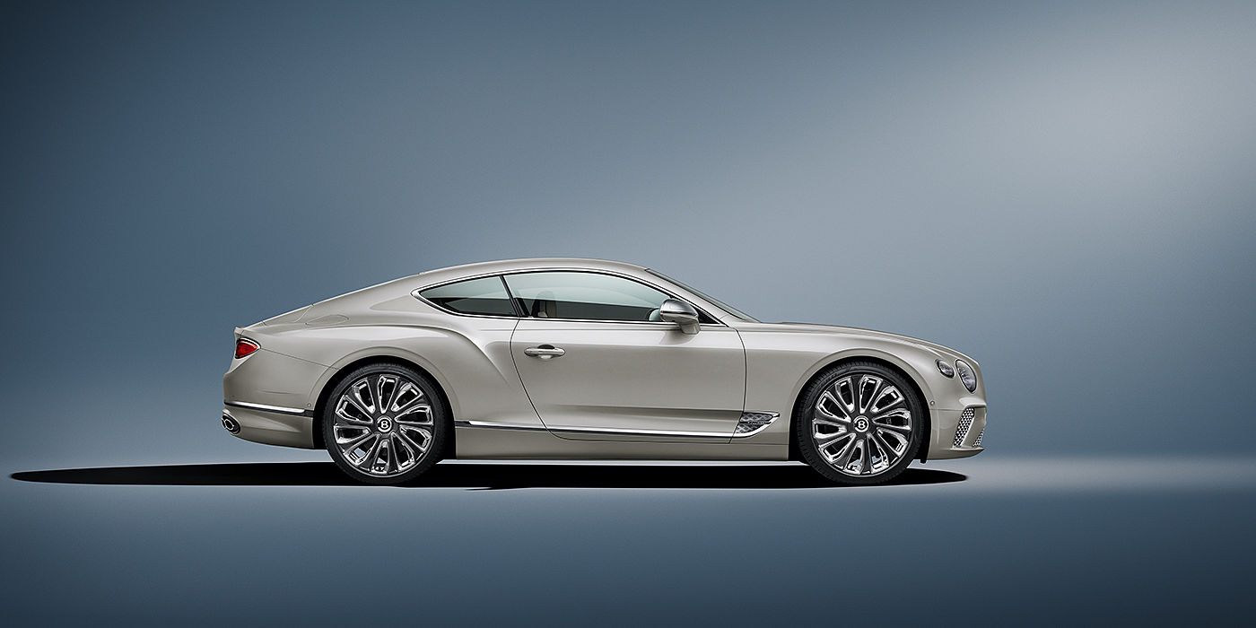 Bentley Zurich Bentley Continental GT Mulliner coupe in White Sand paint front 34